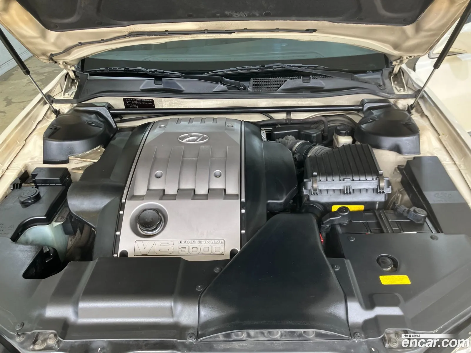 Hyundai Equus 2000 — 14
