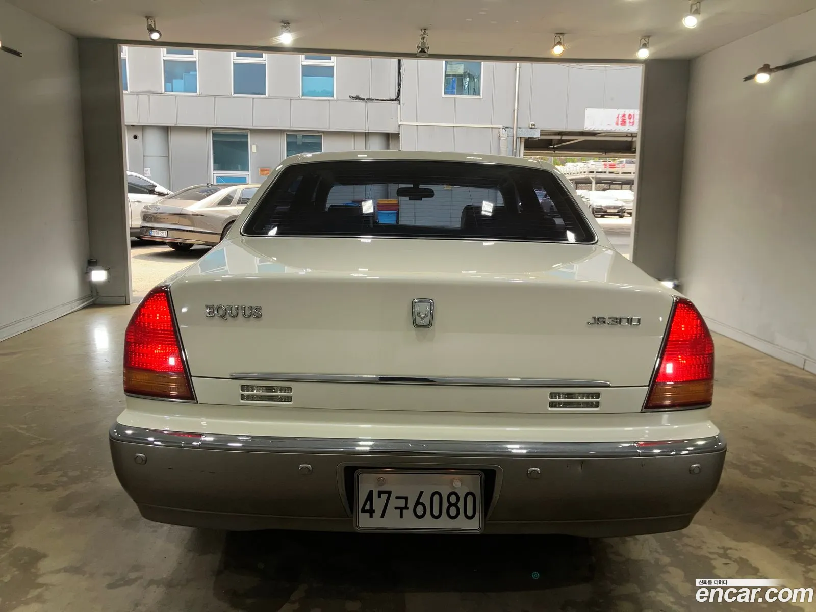 Hyundai Equus 2000 — 2
