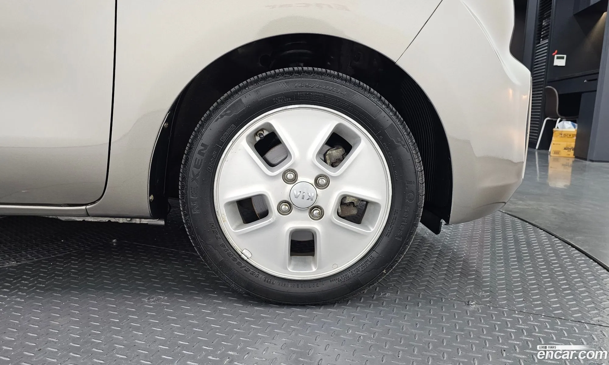 Kia Ray 2019 KNACJ811BLT226035 — 18