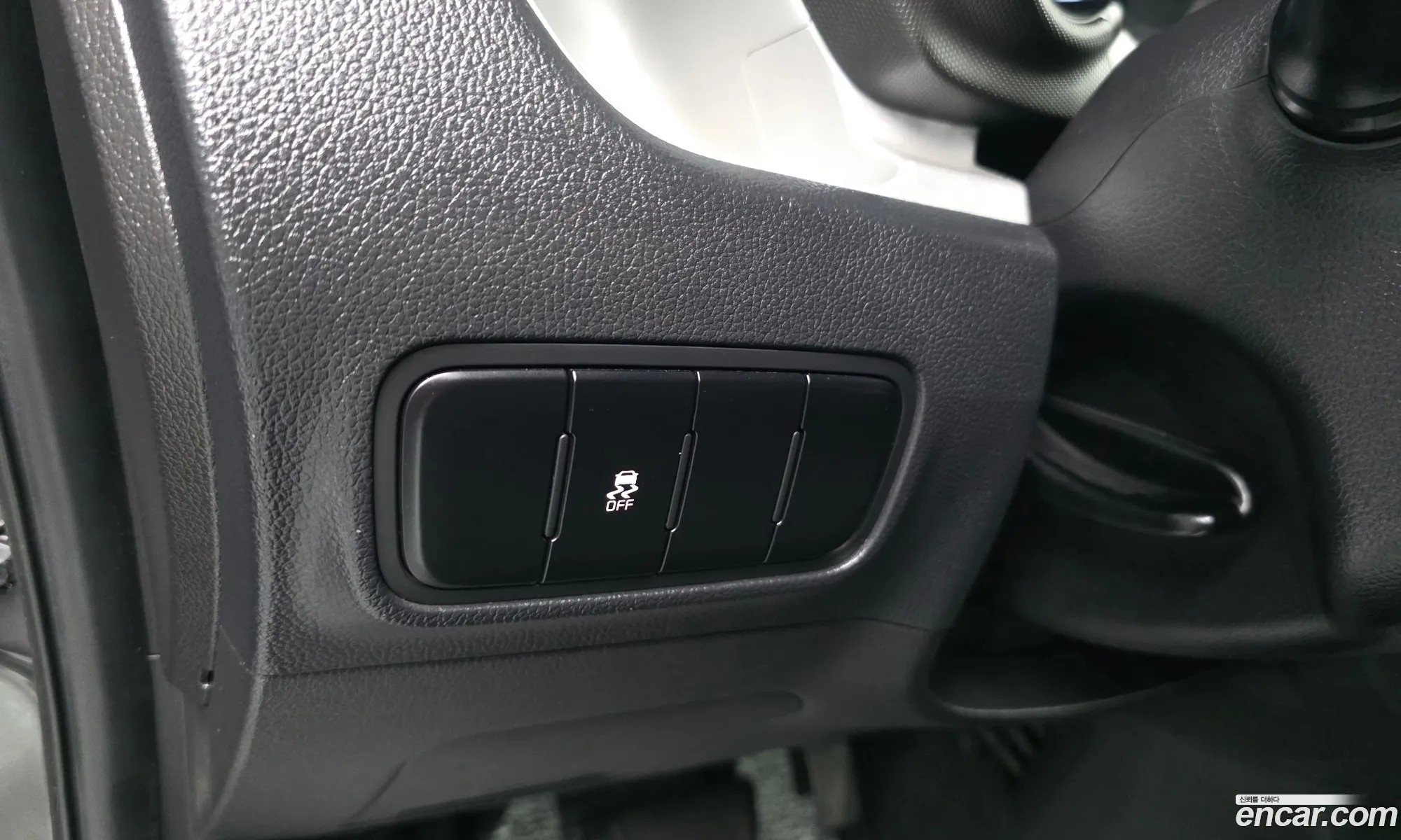 Kia Ray 2022 KNACF911BNT303035 — 8
