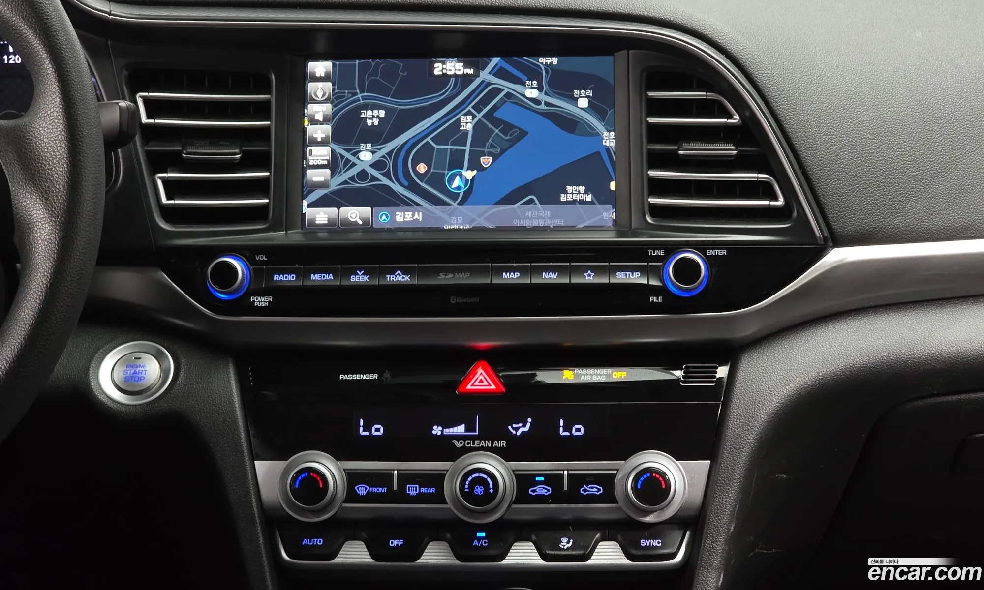 Hyundai Elantra AD 2019 — 34