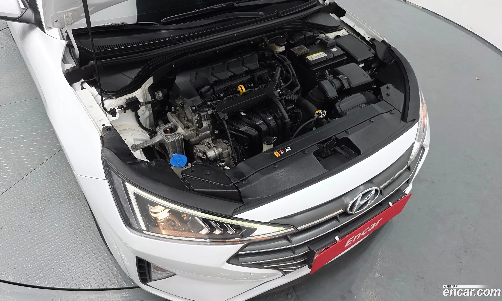 Hyundai Elantra AD 2019 — 4