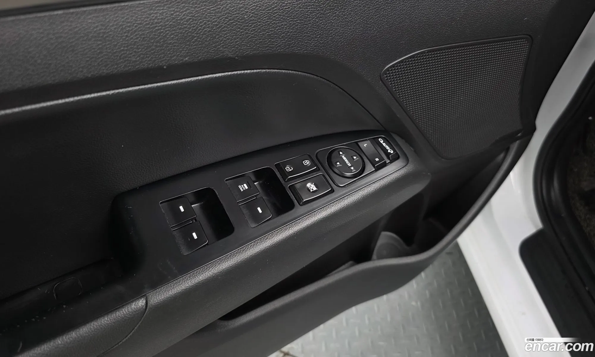 Hyundai Elantra AD 2019 — 19