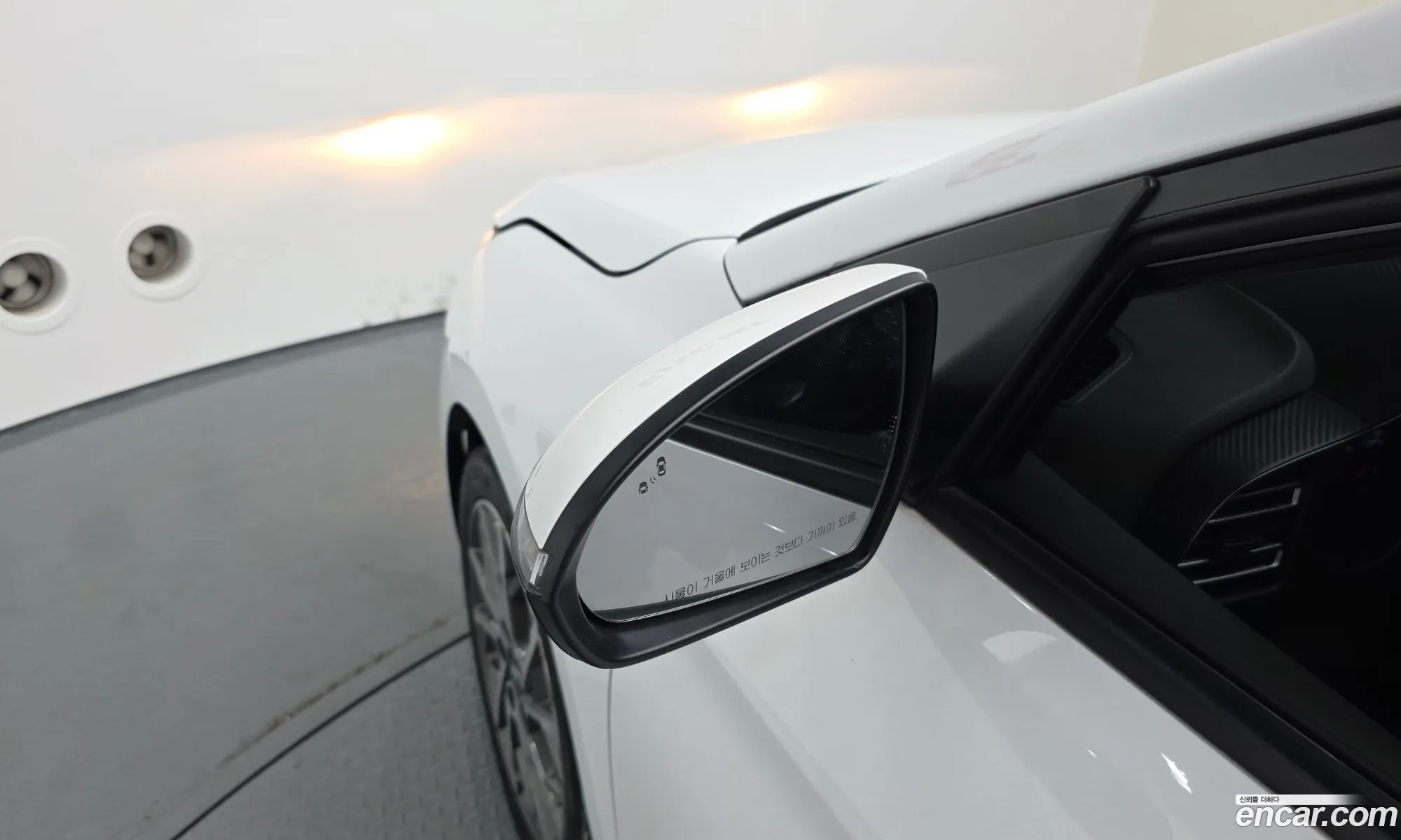 Hyundai Elantra AD 2019 — 13