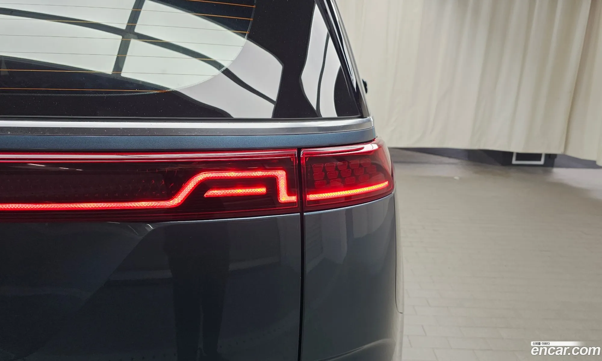 Kia Carnival 2021 — 21