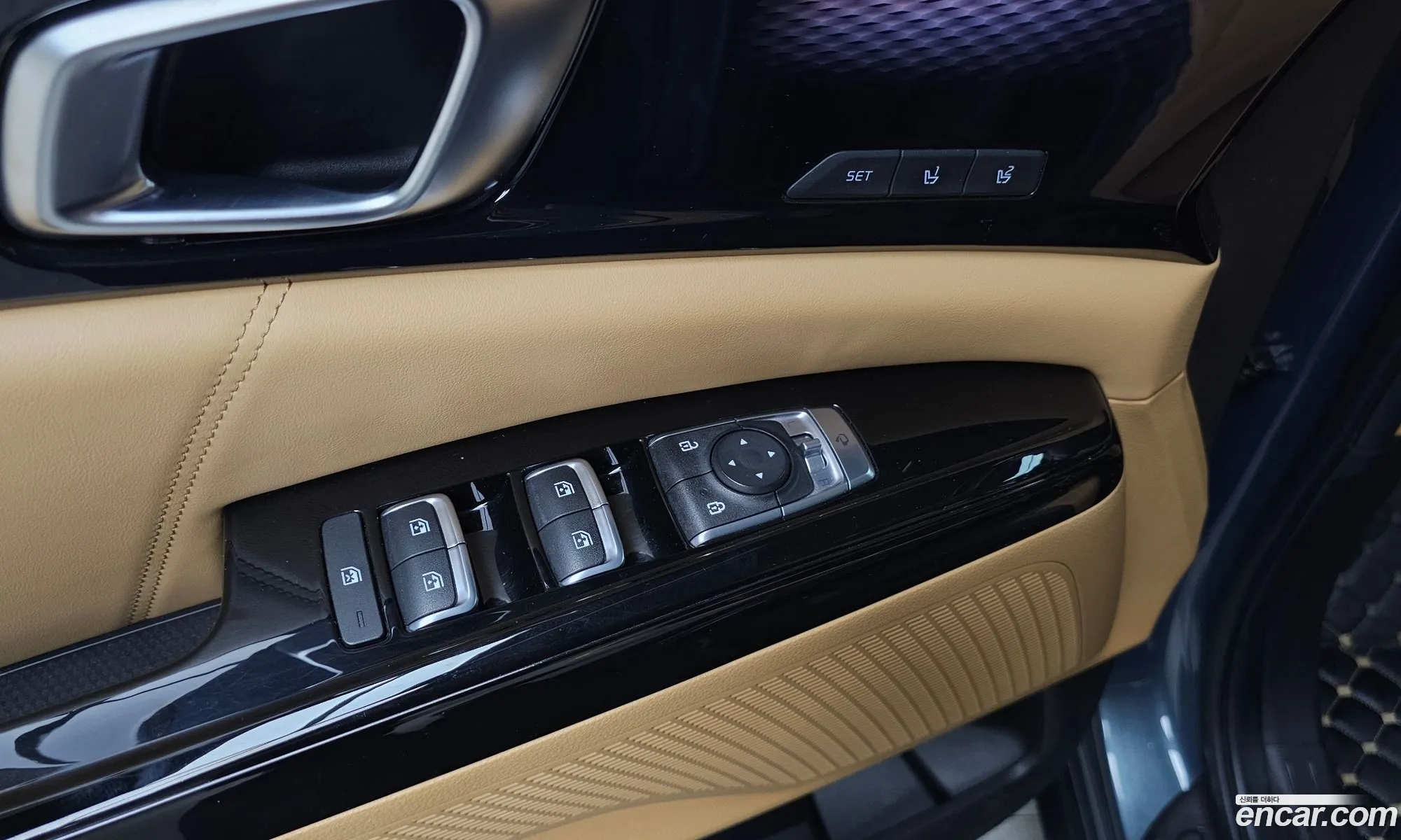 Kia Carnival 2021 — 23