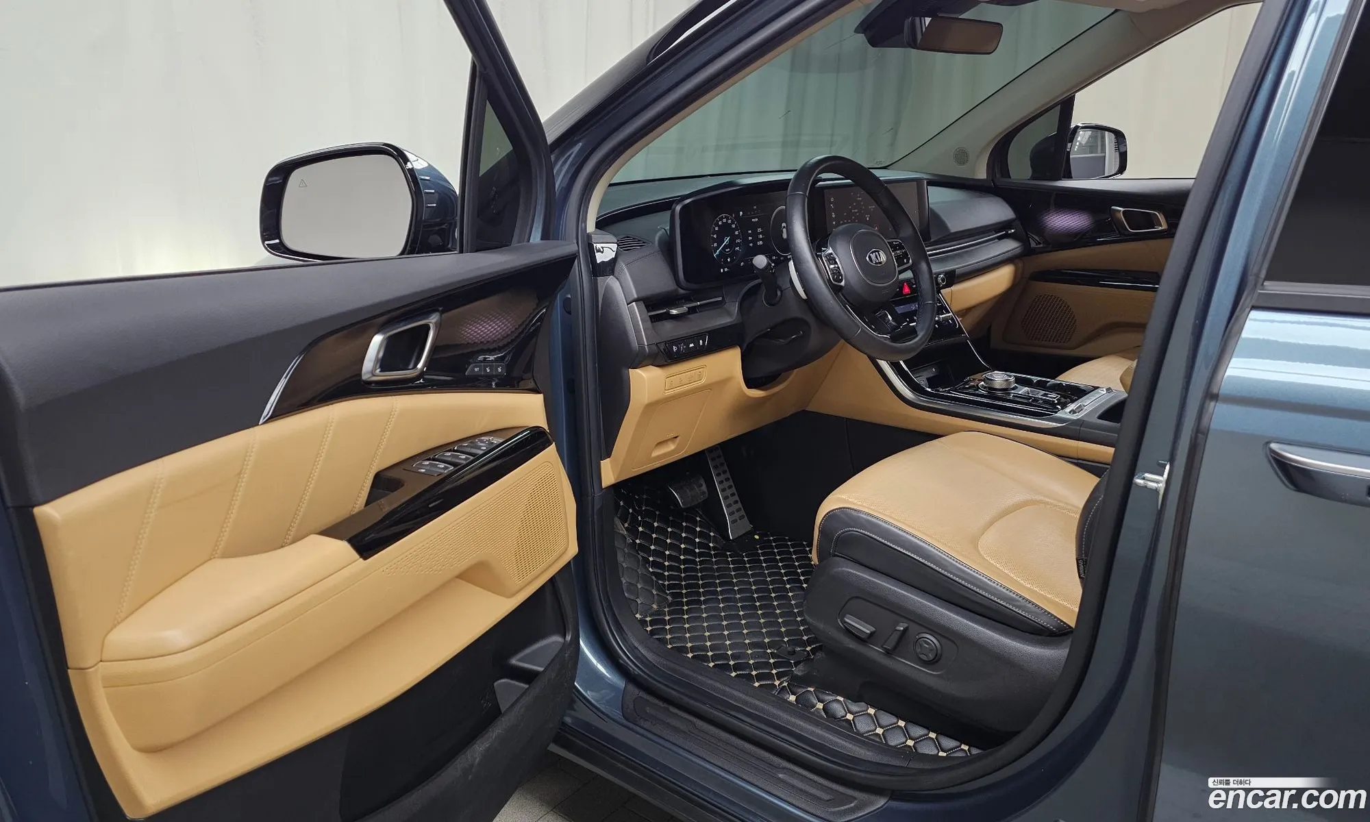 Kia Carnival 2021 — 18