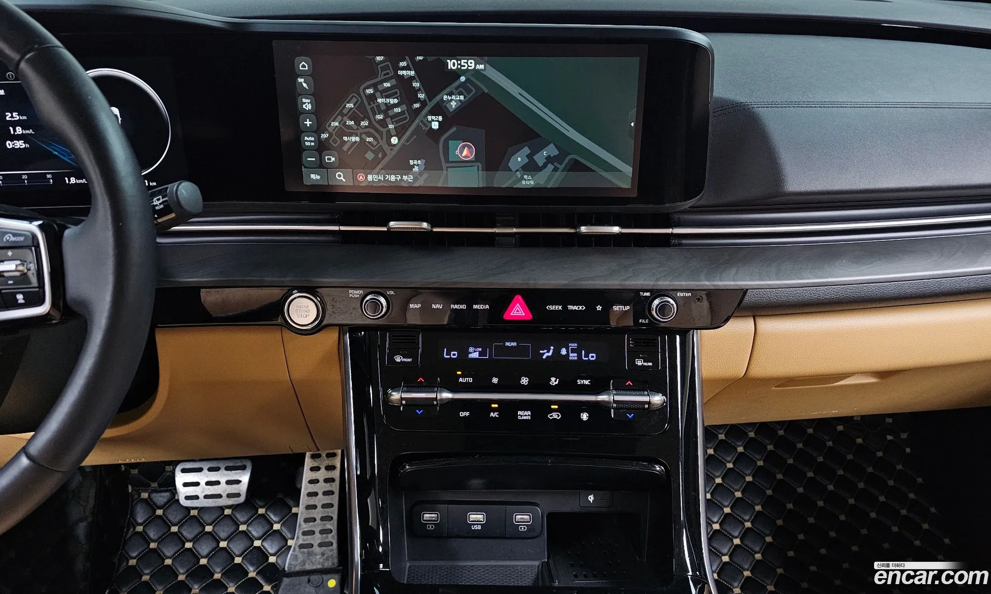 Kia Carnival 2021 — 26