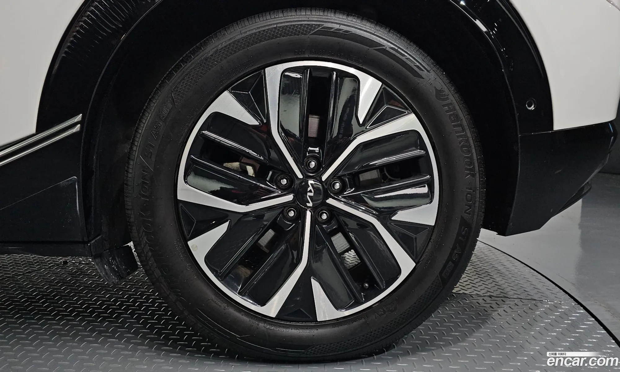 Kia EV6 2023 KNAC381CPPA160543 — 11