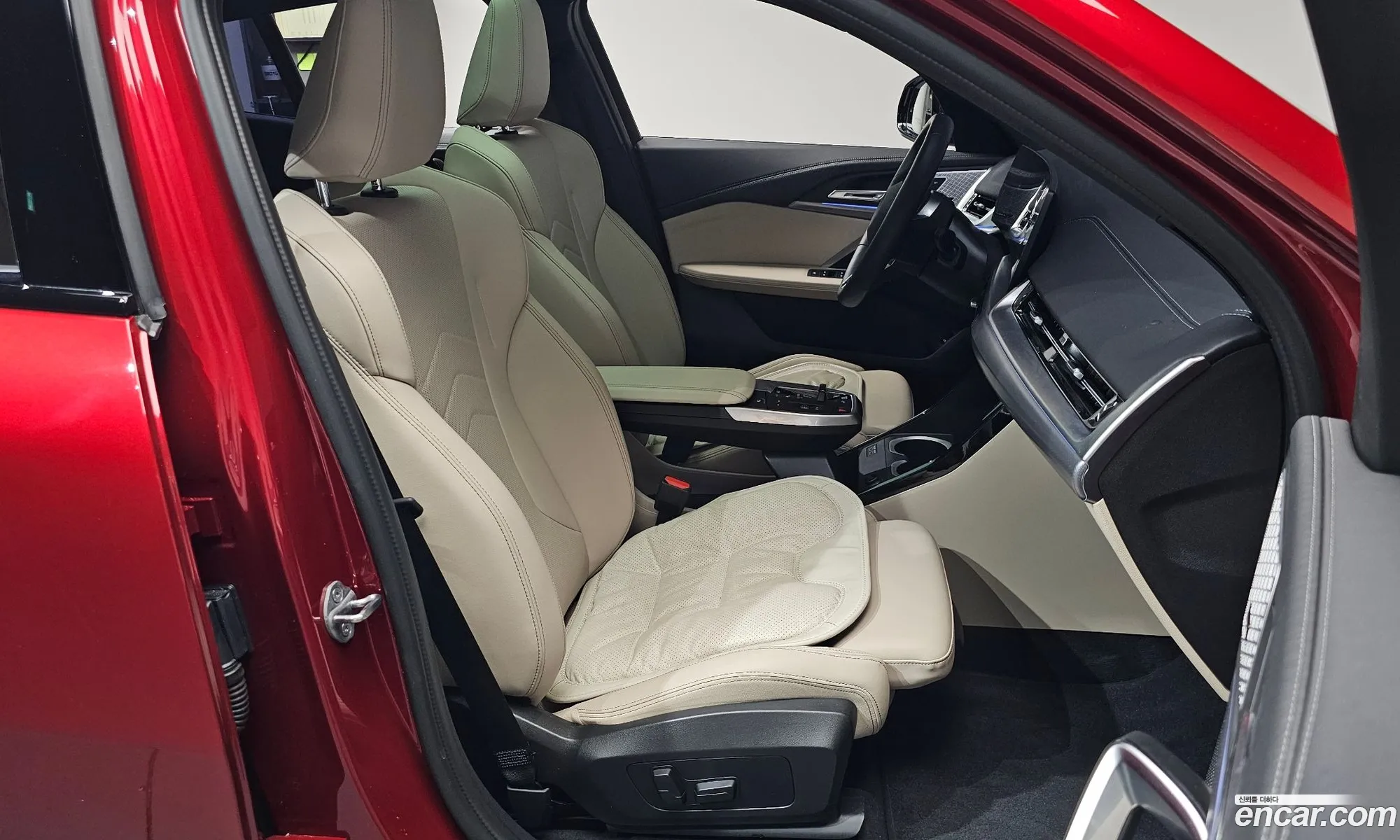 BMW iX2 2024 WBY51GM02R5Z72350 — 8