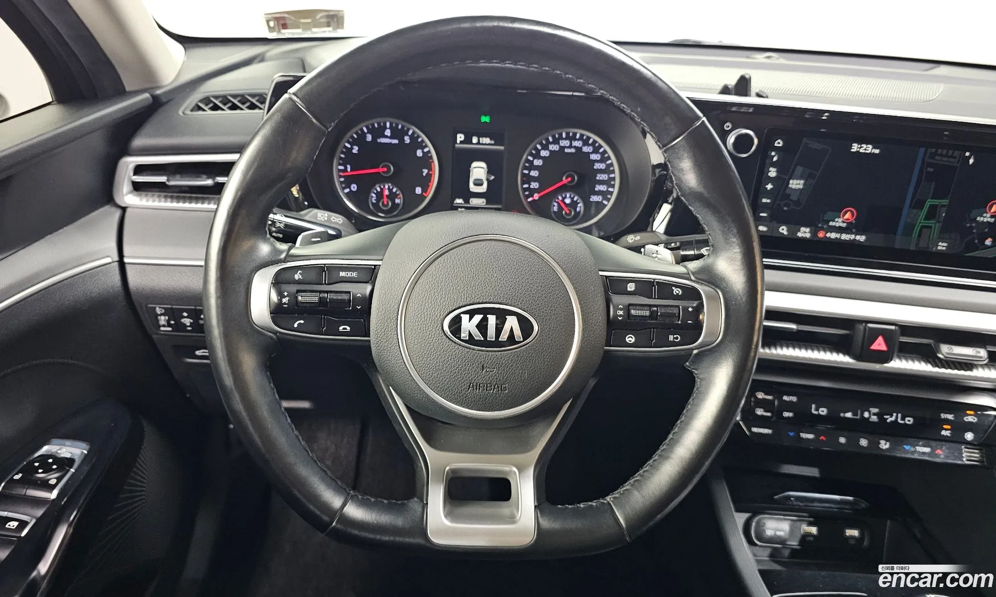 Kia K5 2020 KNAG2412BLA019947 — 10