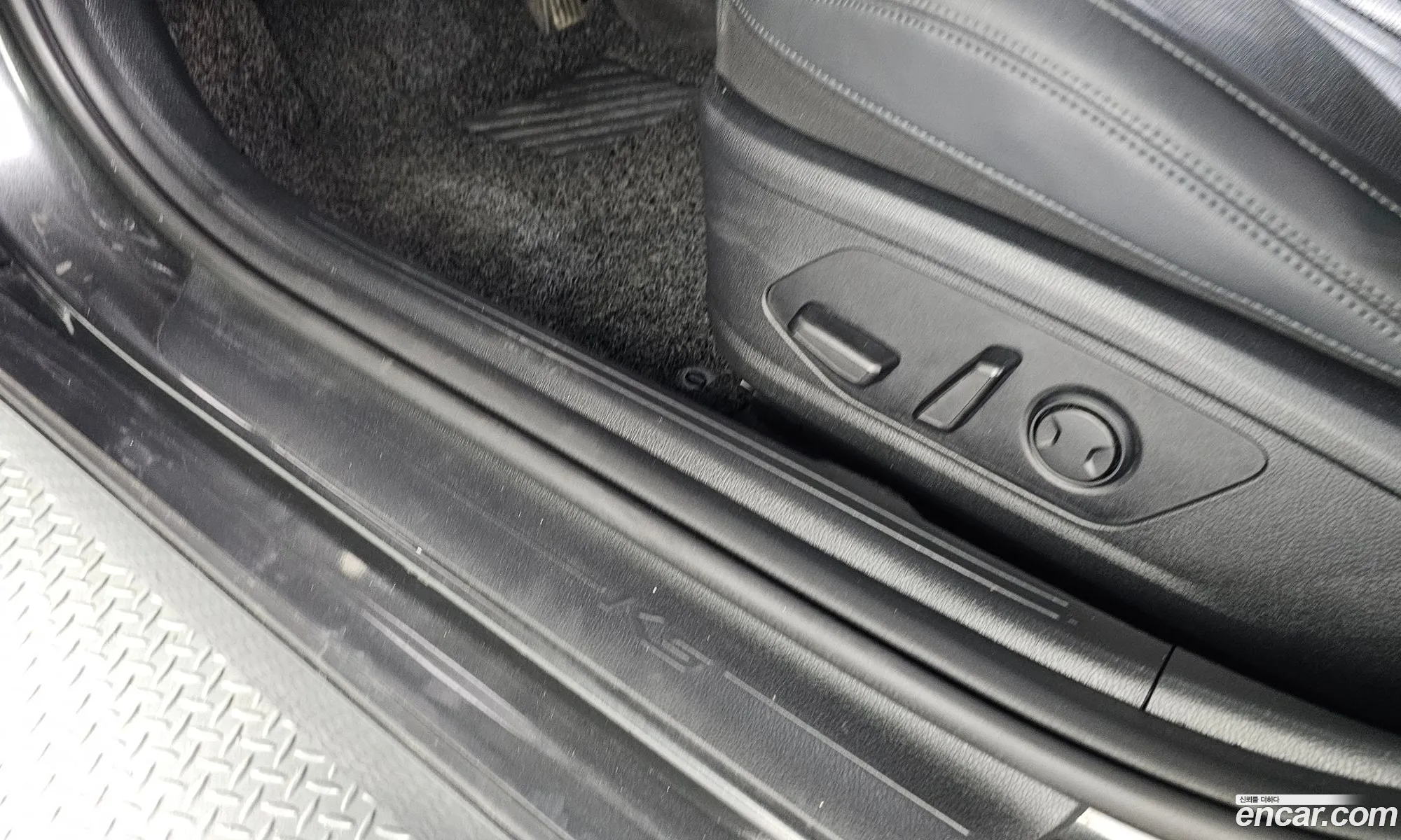 Kia K5 2020 KNAG2412BLA019947 — 8