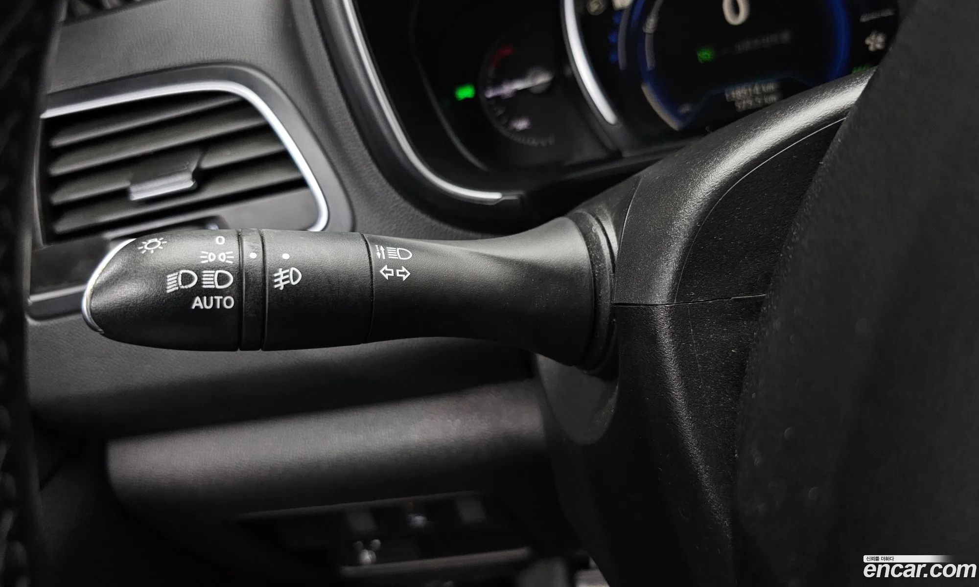 Renault Korea (Samsung) QM6 2018 KNME5C2B0JP008499 — 25