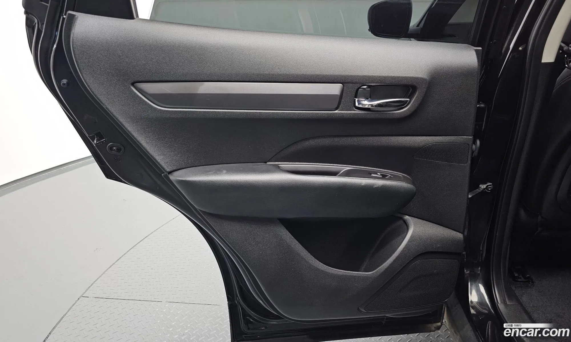 Renault Korea (Samsung) QM6 2018 KNME5C2B0JP008499 — 27