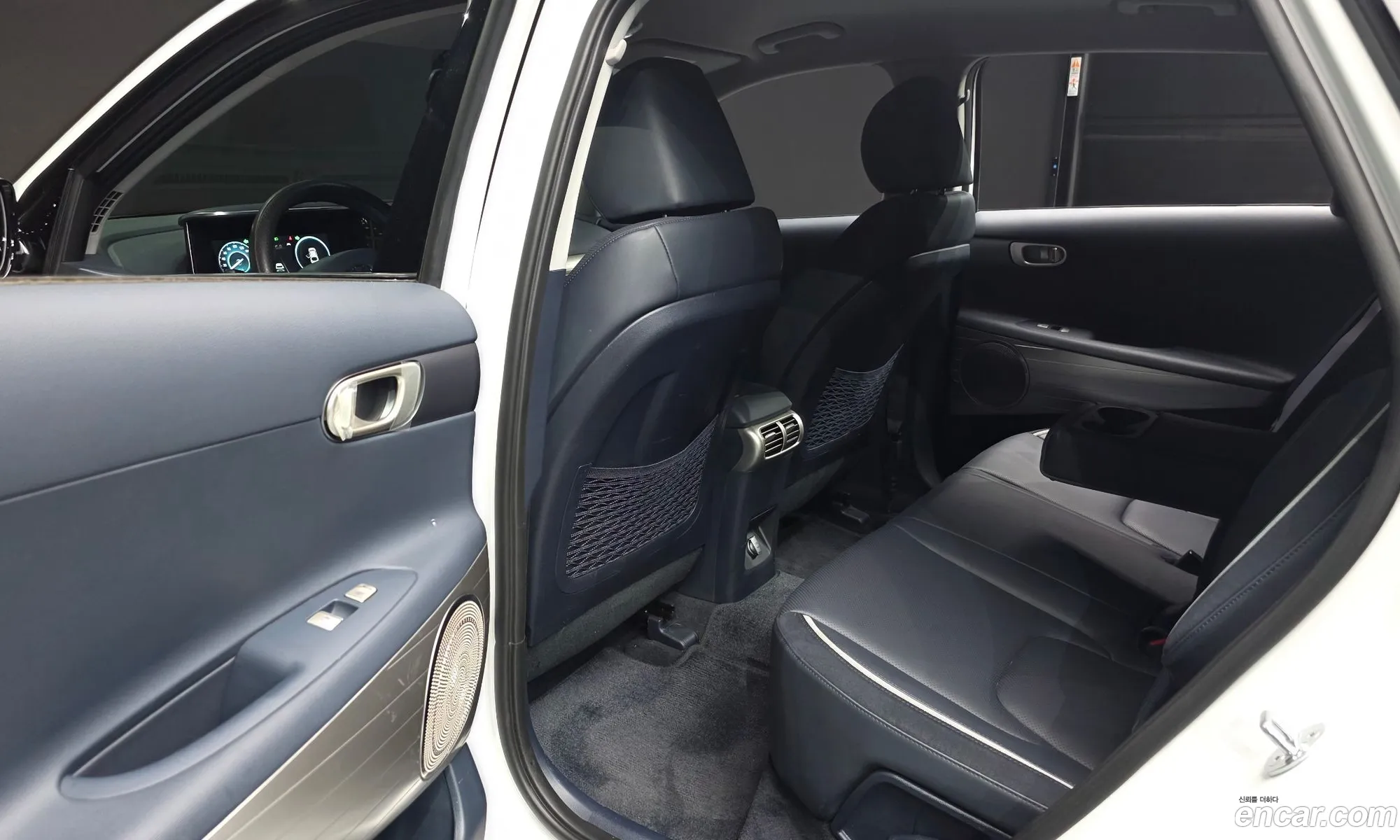 Hyundai Nexo 2023 KMHJ7816FRU035259 — 2