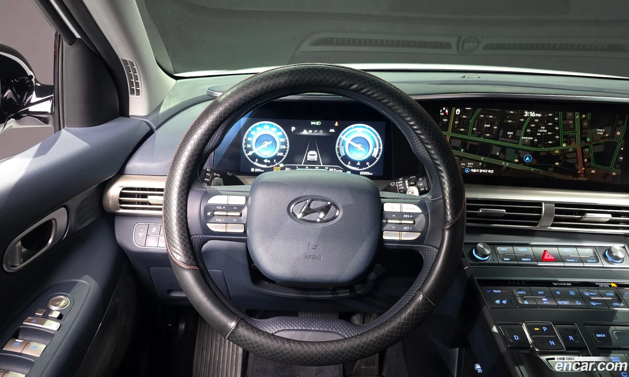 Hyundai Nexo 2023 KMHJ7816FRU035259 — 29