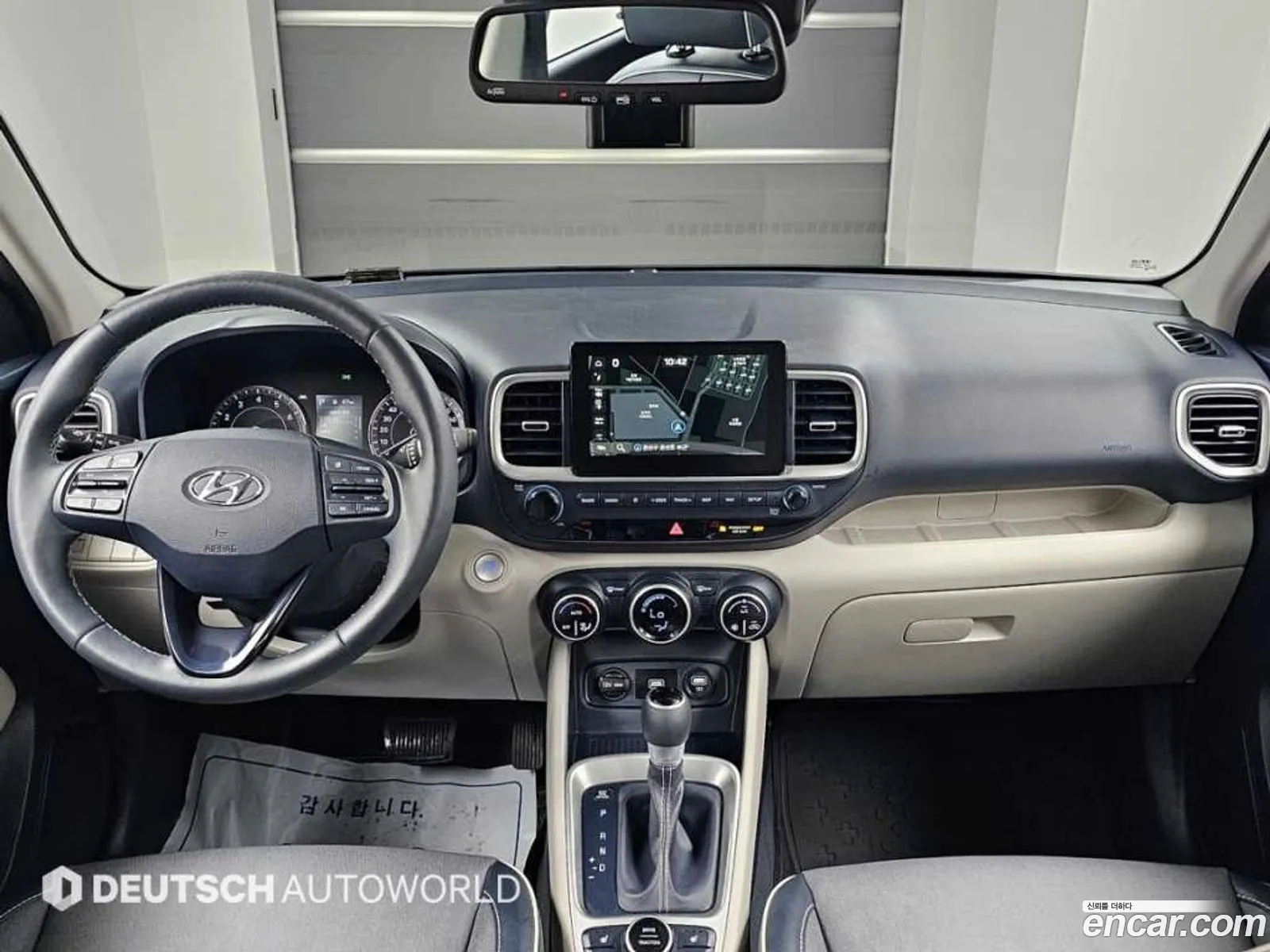 Hyundai Venue 2019 — 19