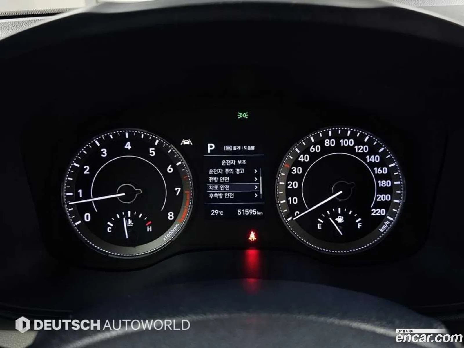 Hyundai Venue 2019 — 14