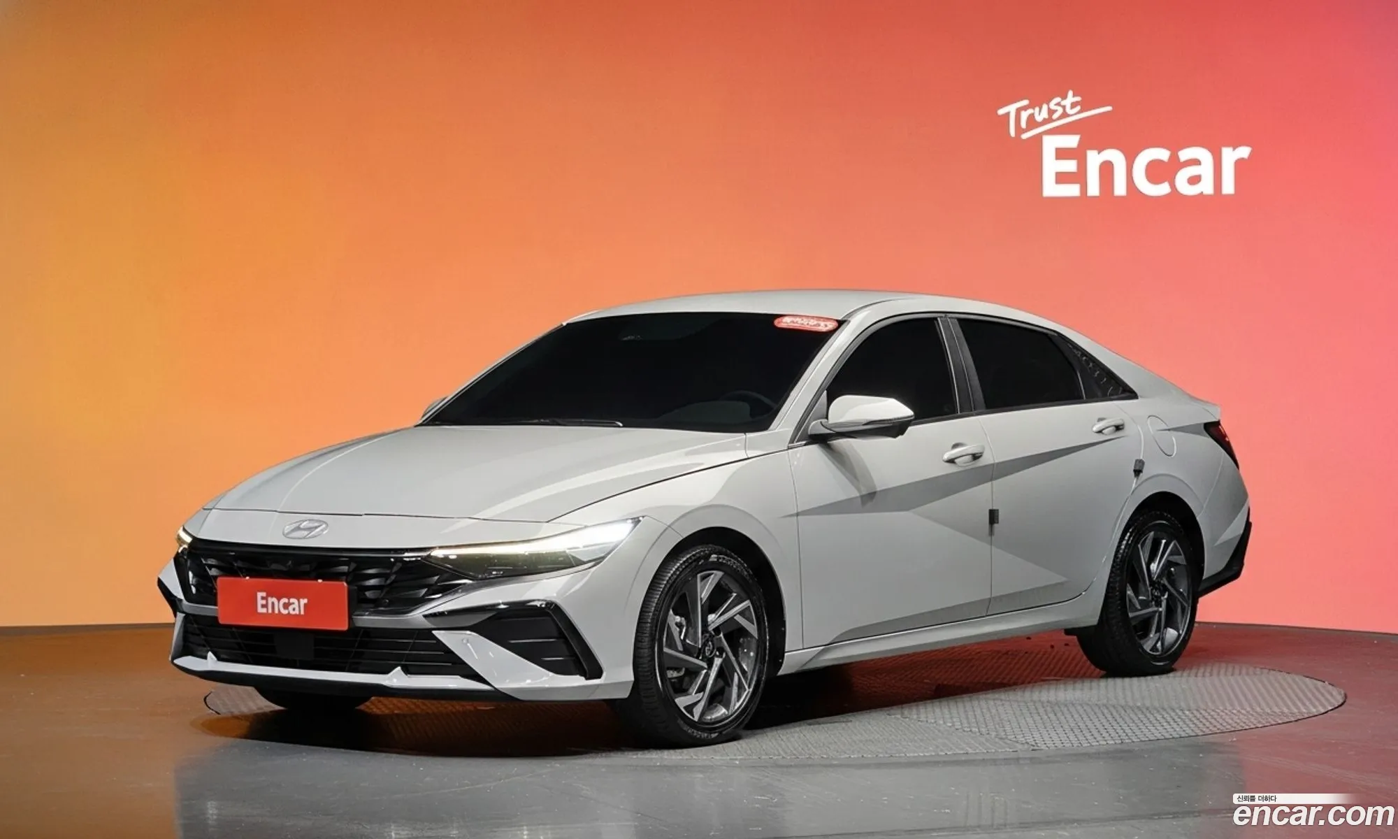 Hyundai Elantra 2023 — 9