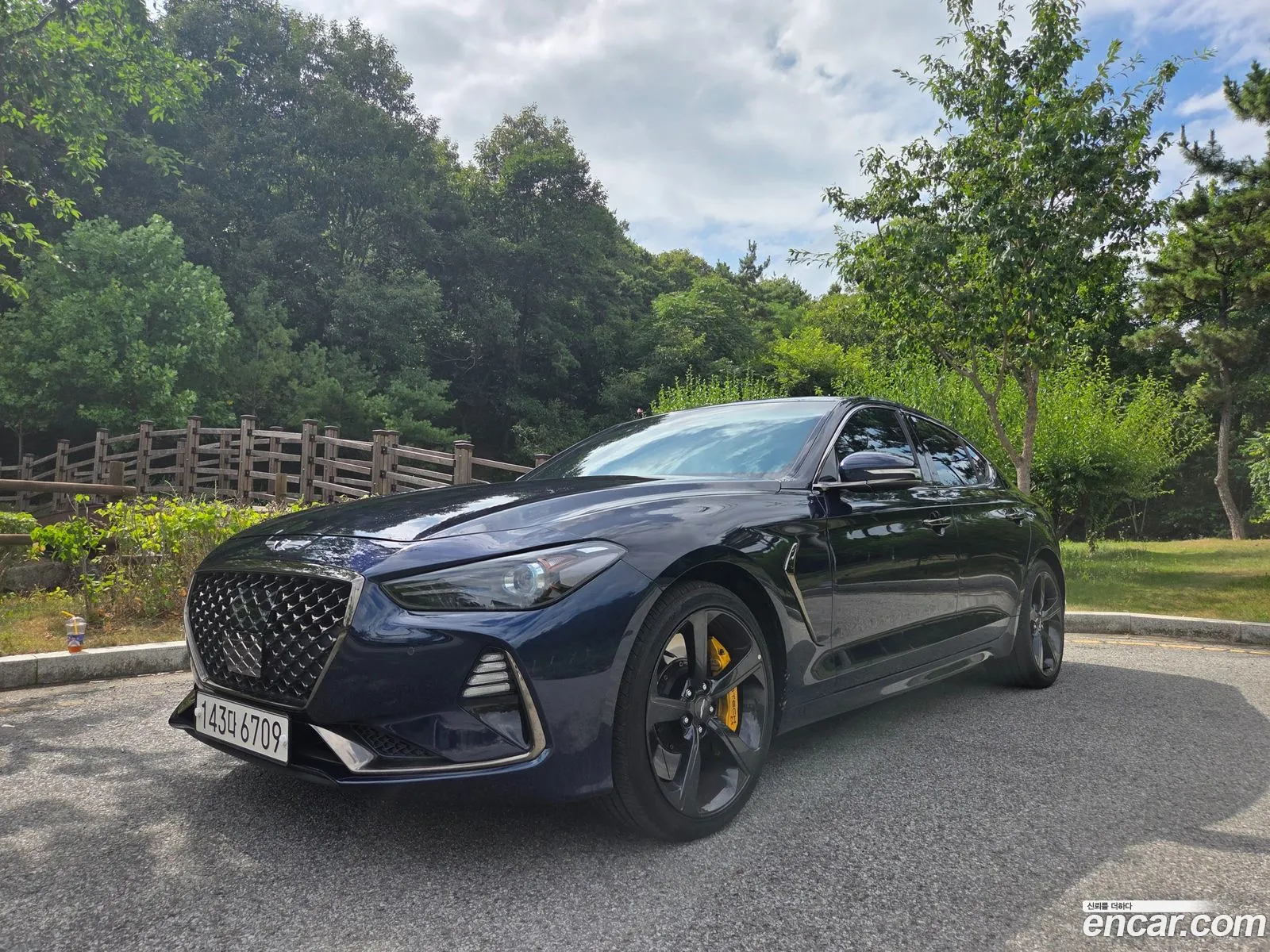 Genesis G70 2020 — 12