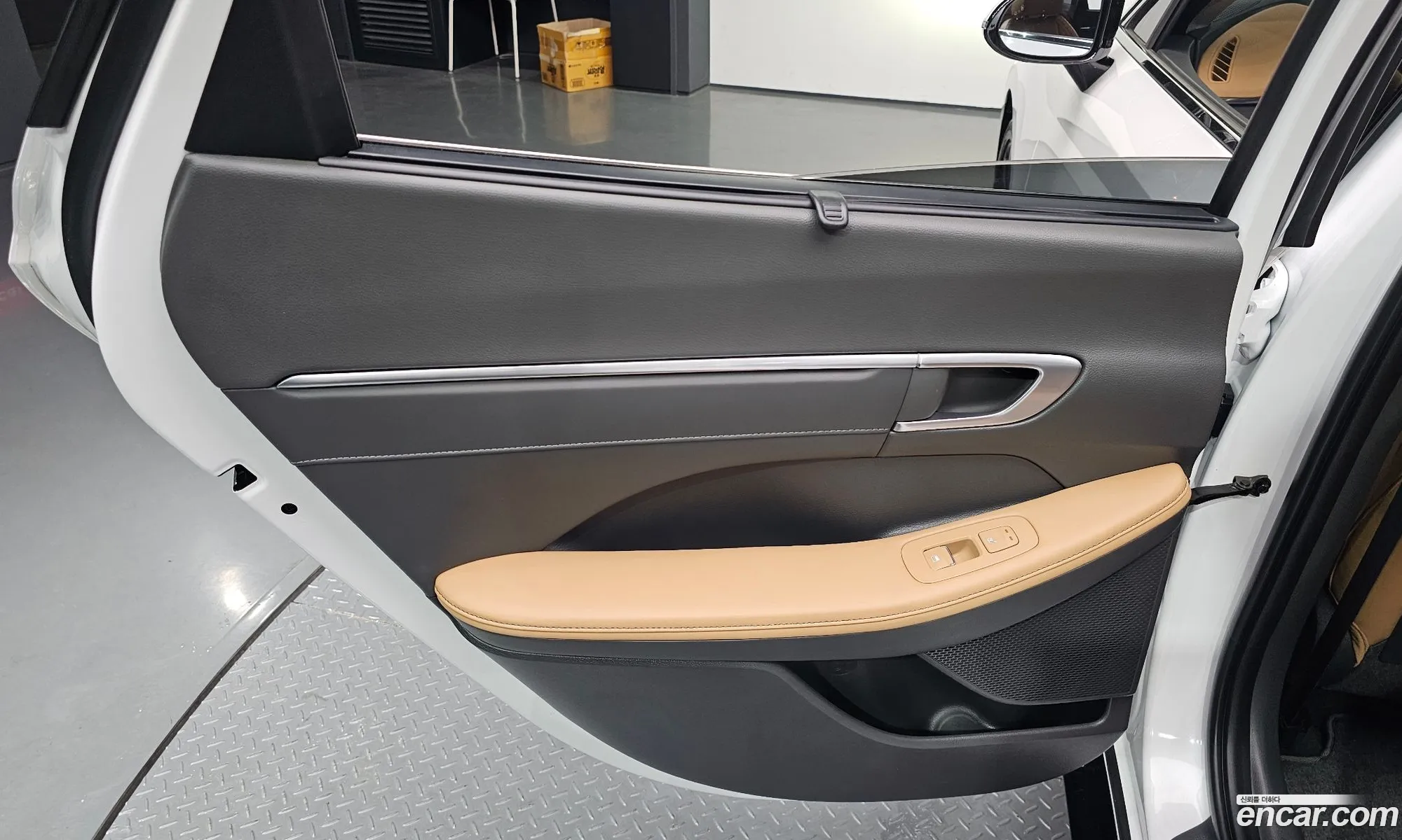 Hyundai Sonata 2019 KMHL241EBLA019505 — 25