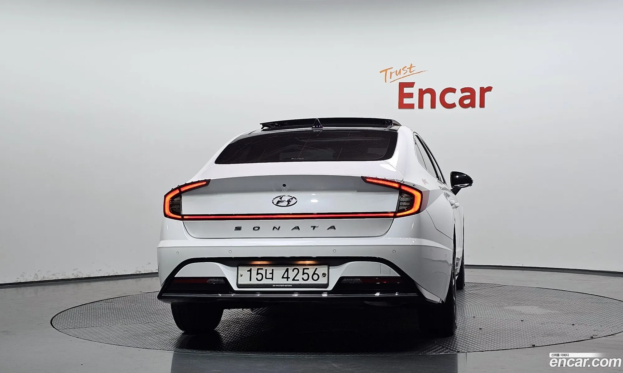 Hyundai Sonata 2019 KMHL241EBLA019505 — 26