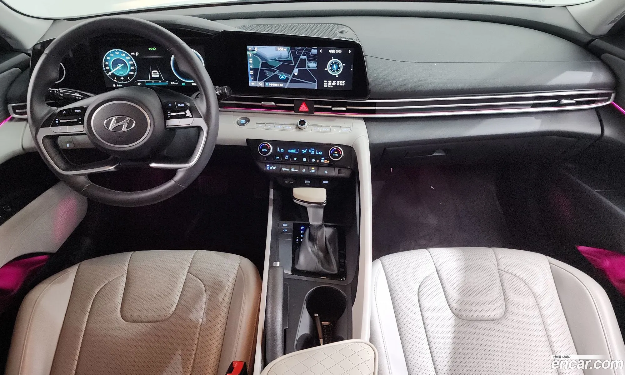 Hyundai Elantra 2021 — 23