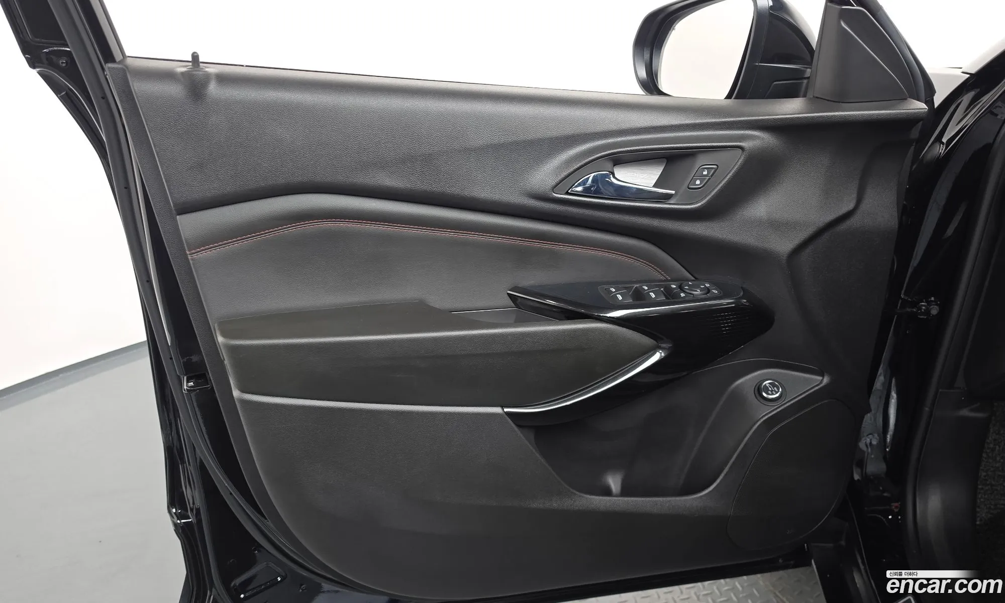 Chevrolet (GM Daewoo) Trax Crossover 2023 — 15