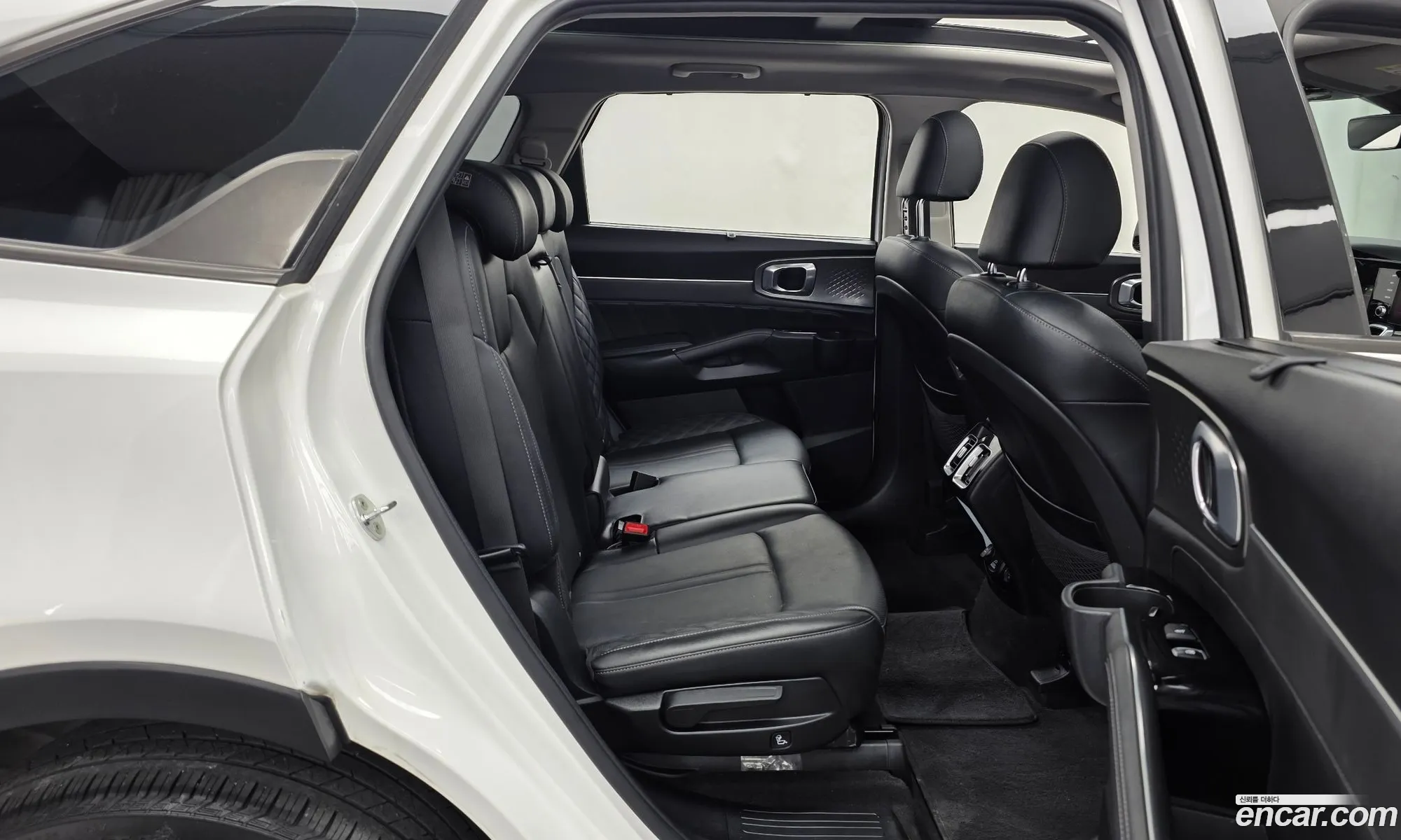 Kia Sorento 2021 KNARM81FHMA115531 — 18