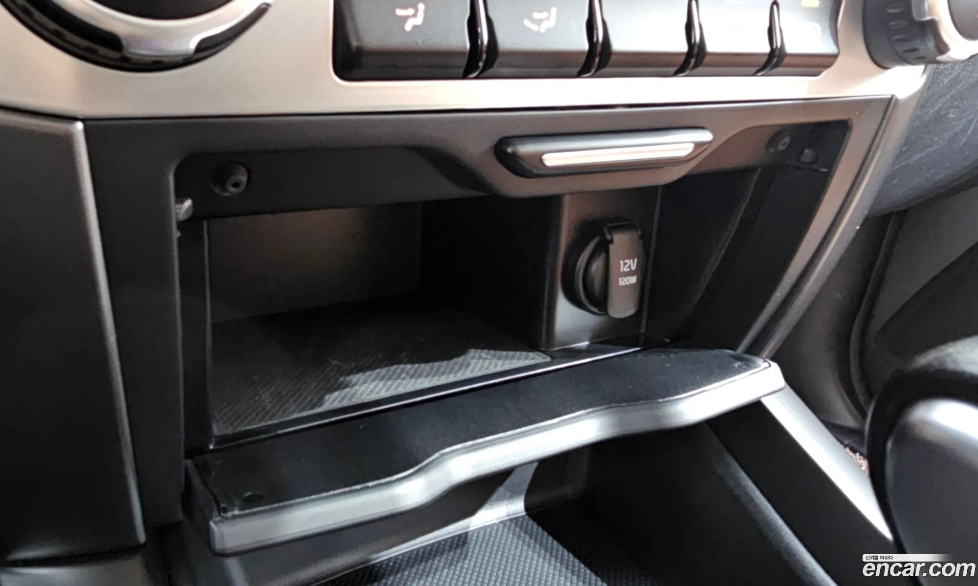Kia Mohave 2016 KNAKM814DHA159839 — 2