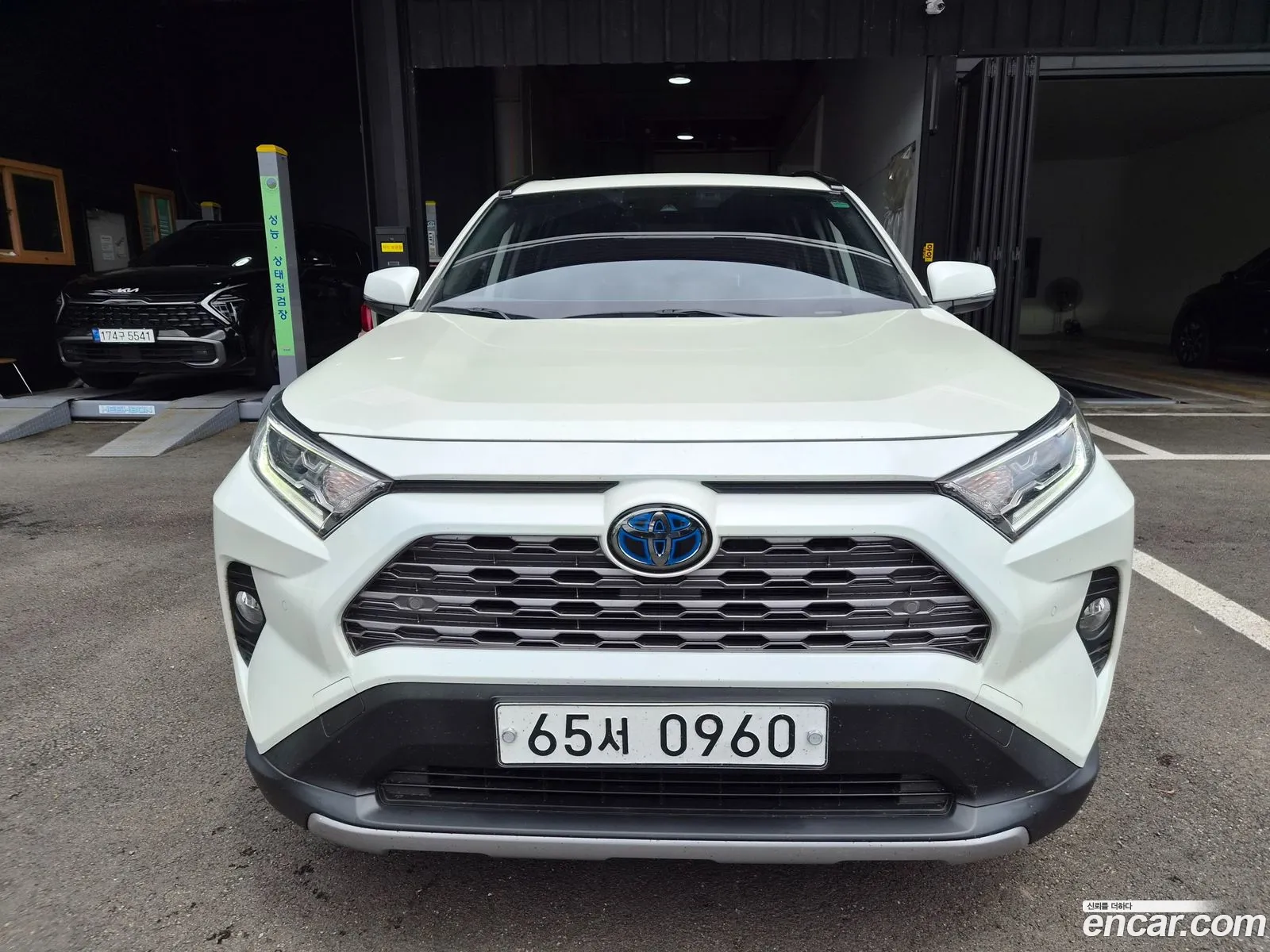 Toyota RAV4 2019 — 3