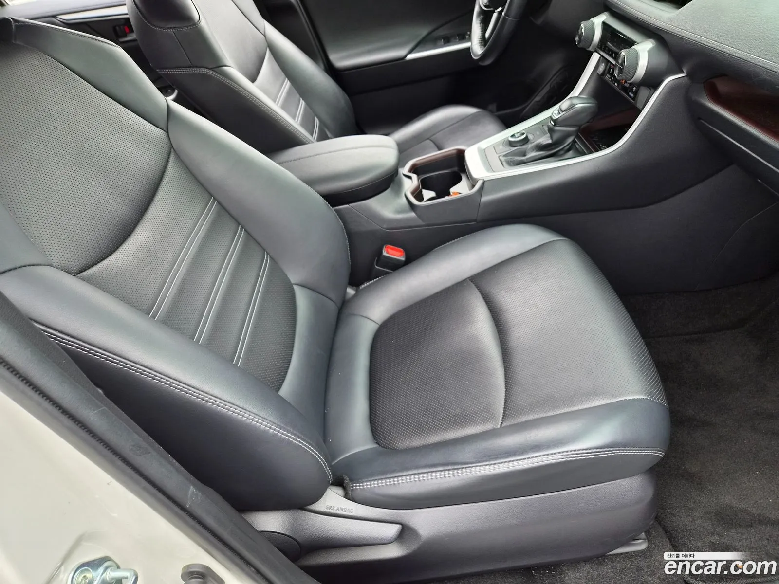Toyota RAV4 2019 — 2