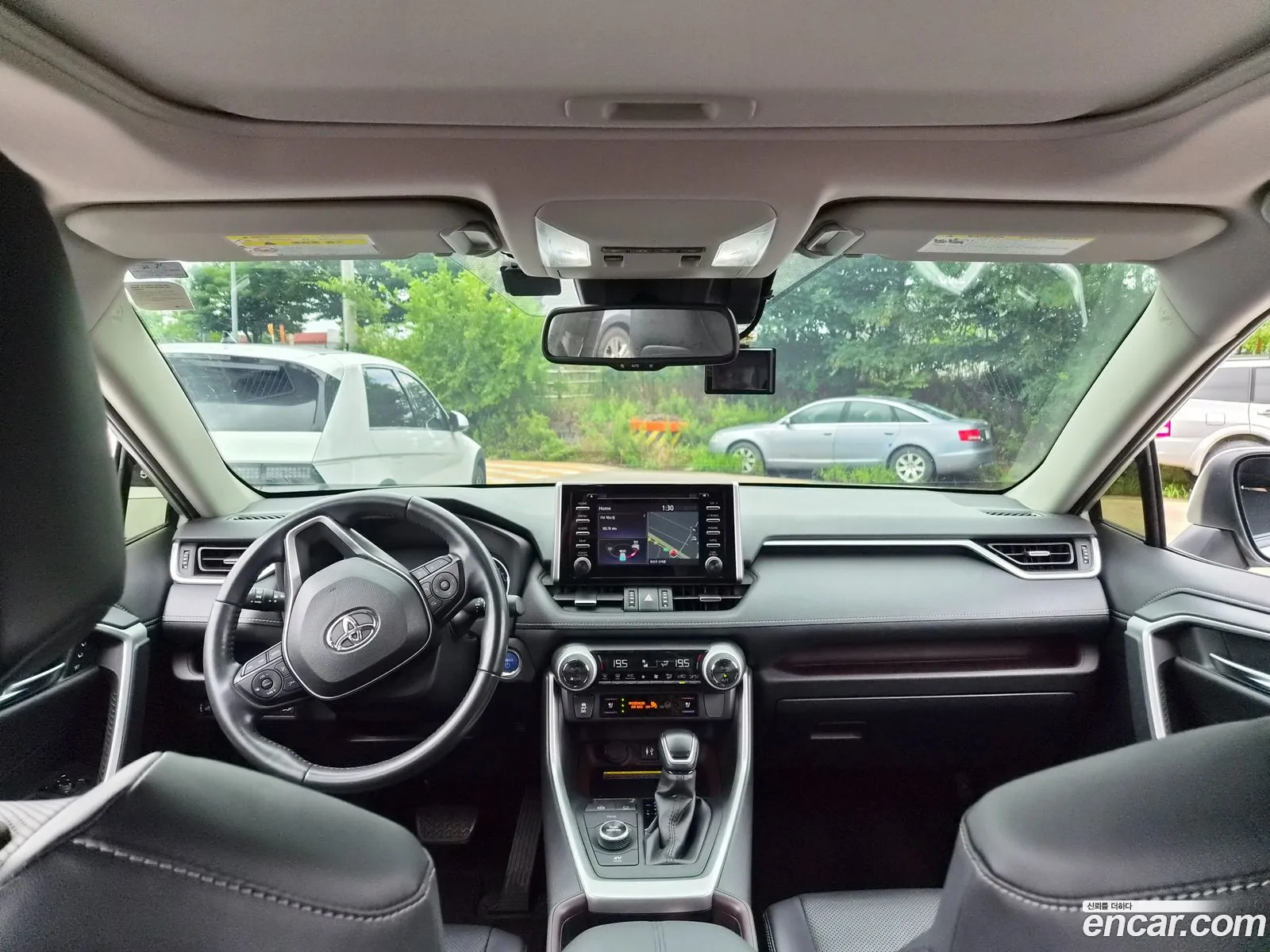 Toyota RAV4 2019 — 14