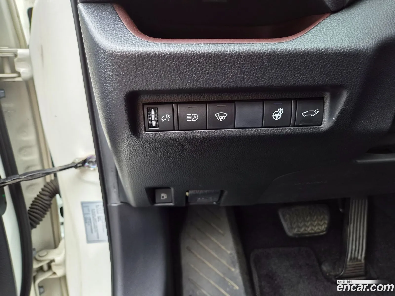 Toyota RAV4 2019 — 13