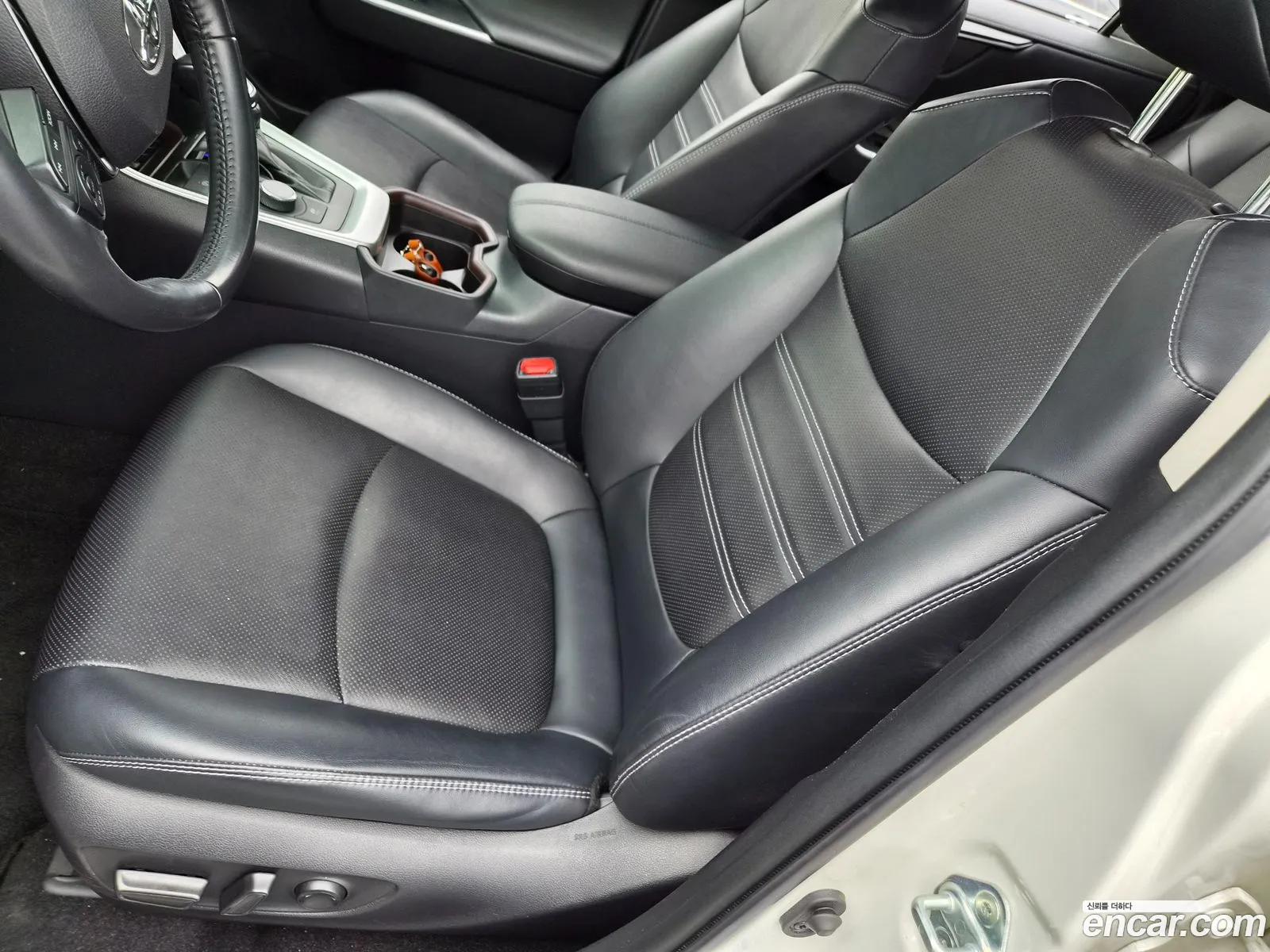 Toyota RAV4 2019 — 7