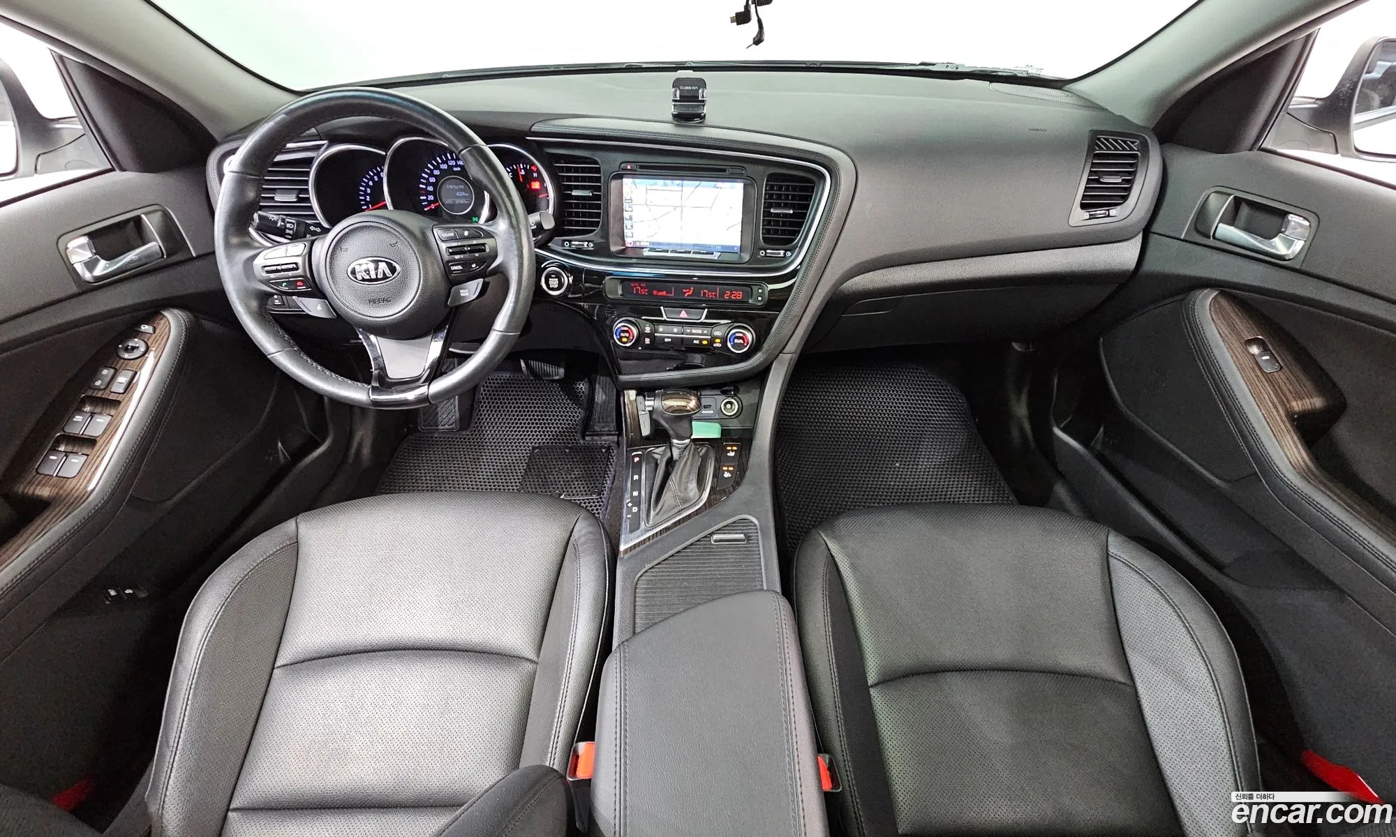 Kia K5 2013 — 2