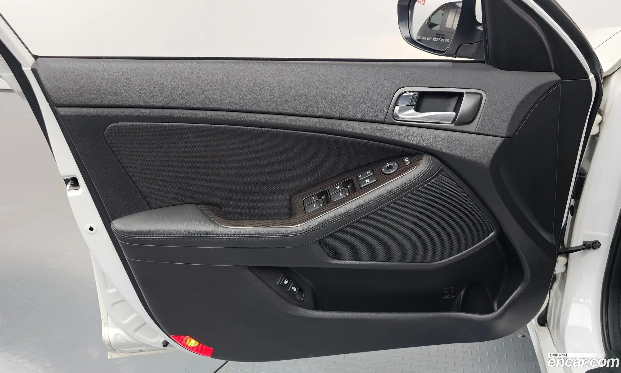 Kia K5 2013 — 28