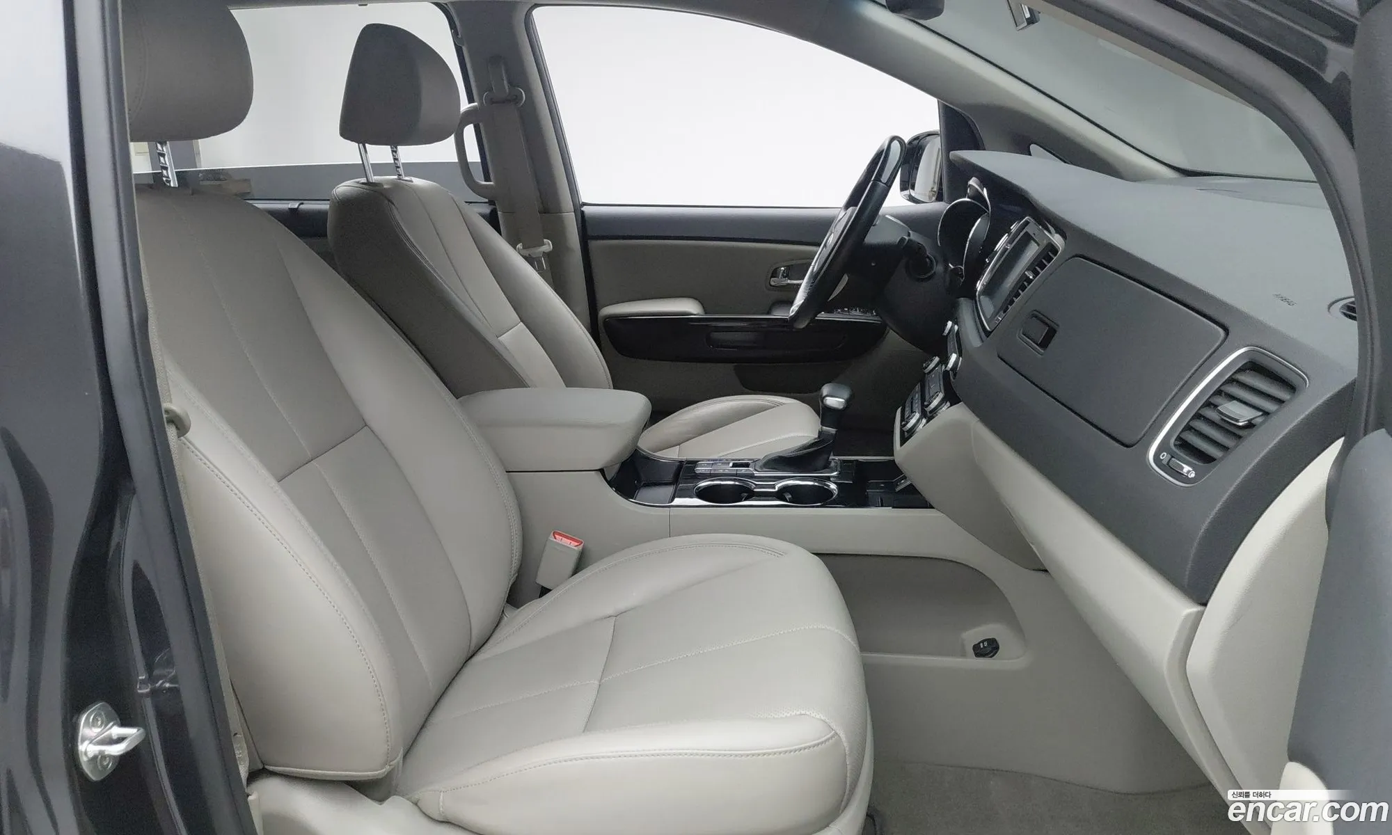Kia Carnival 2019 — 15