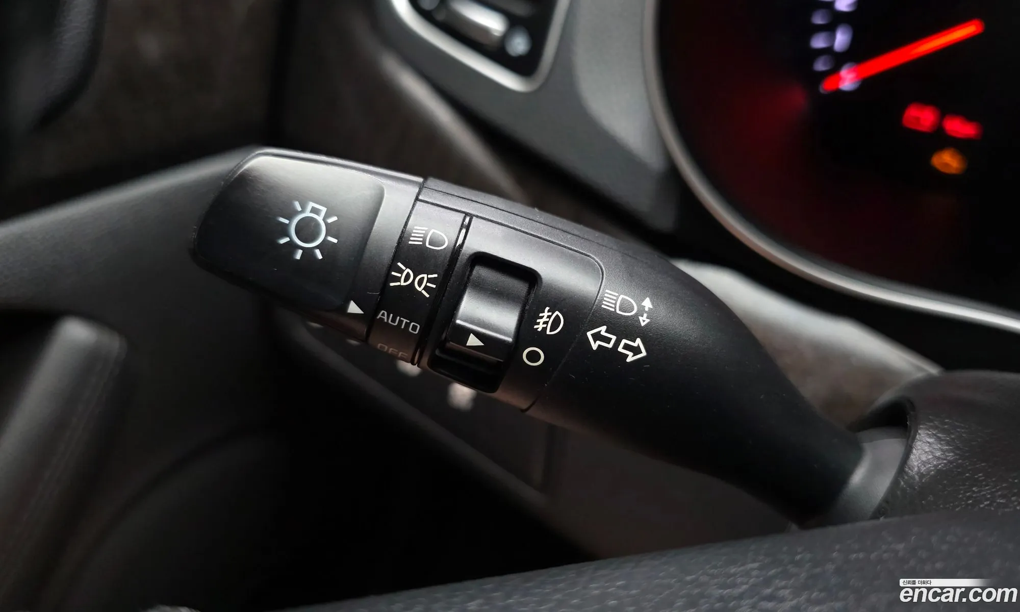 Kia K7 2013 KNALM415BDA115774 — 25