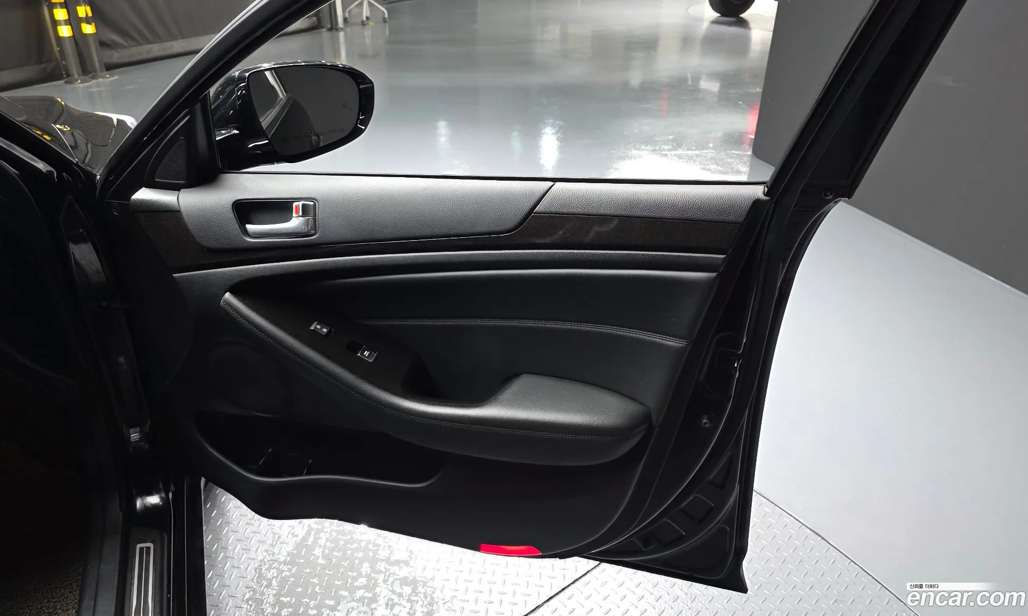 Kia K7 2013 KNALM415BDA115774 — 21