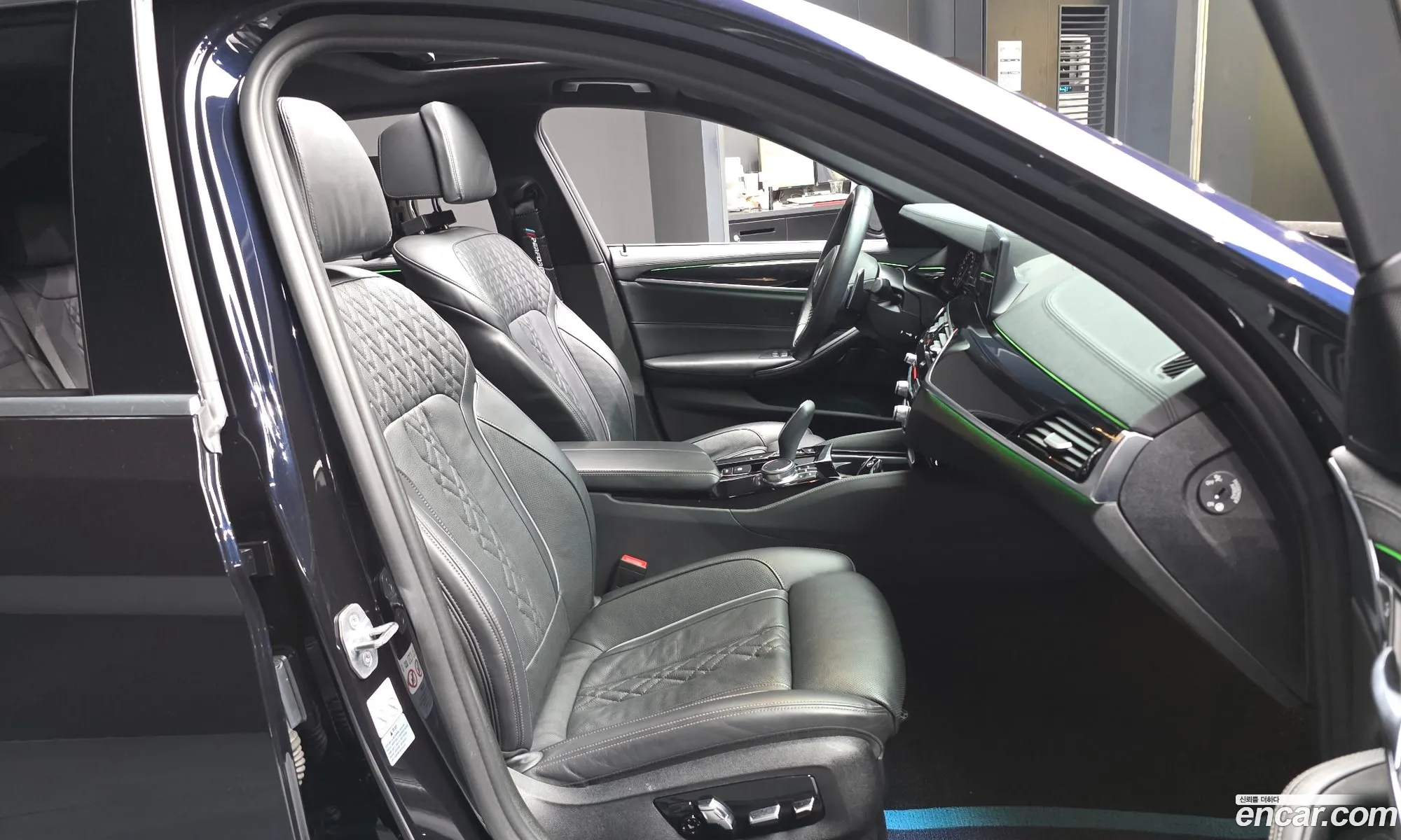 BMW 5 Series 2019 — 11
