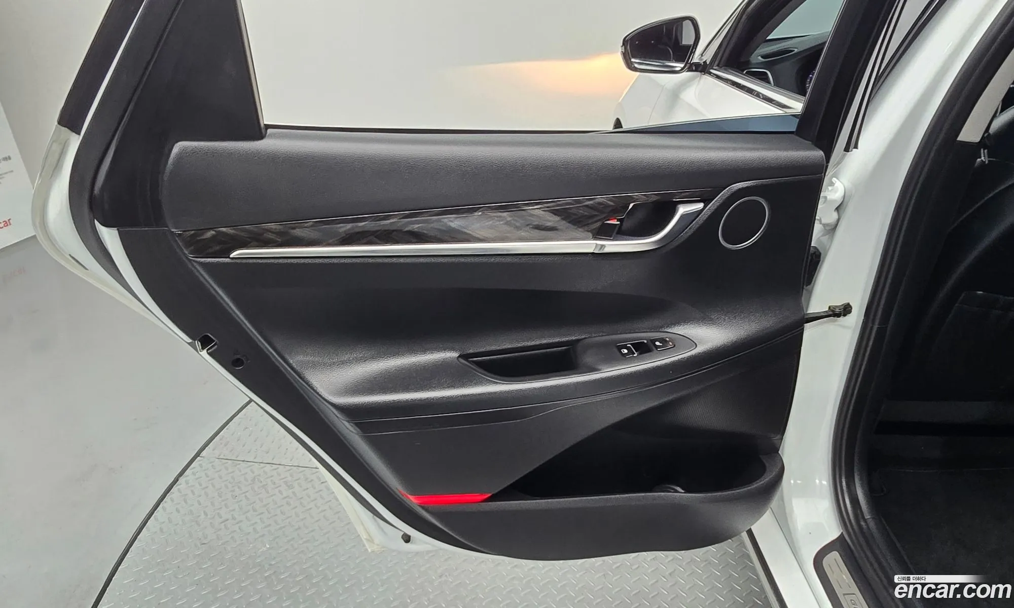 Hyundai Grandeur IG 2017 — 16