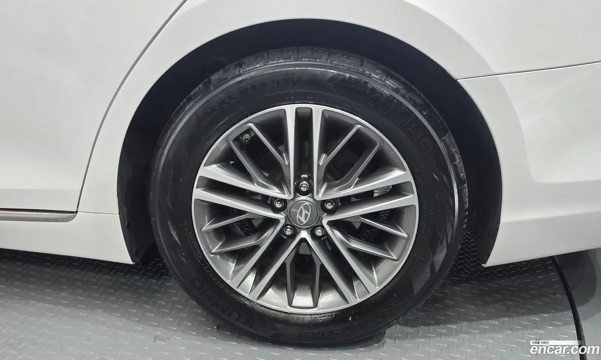 Hyundai Grandeur IG 2017 — 17