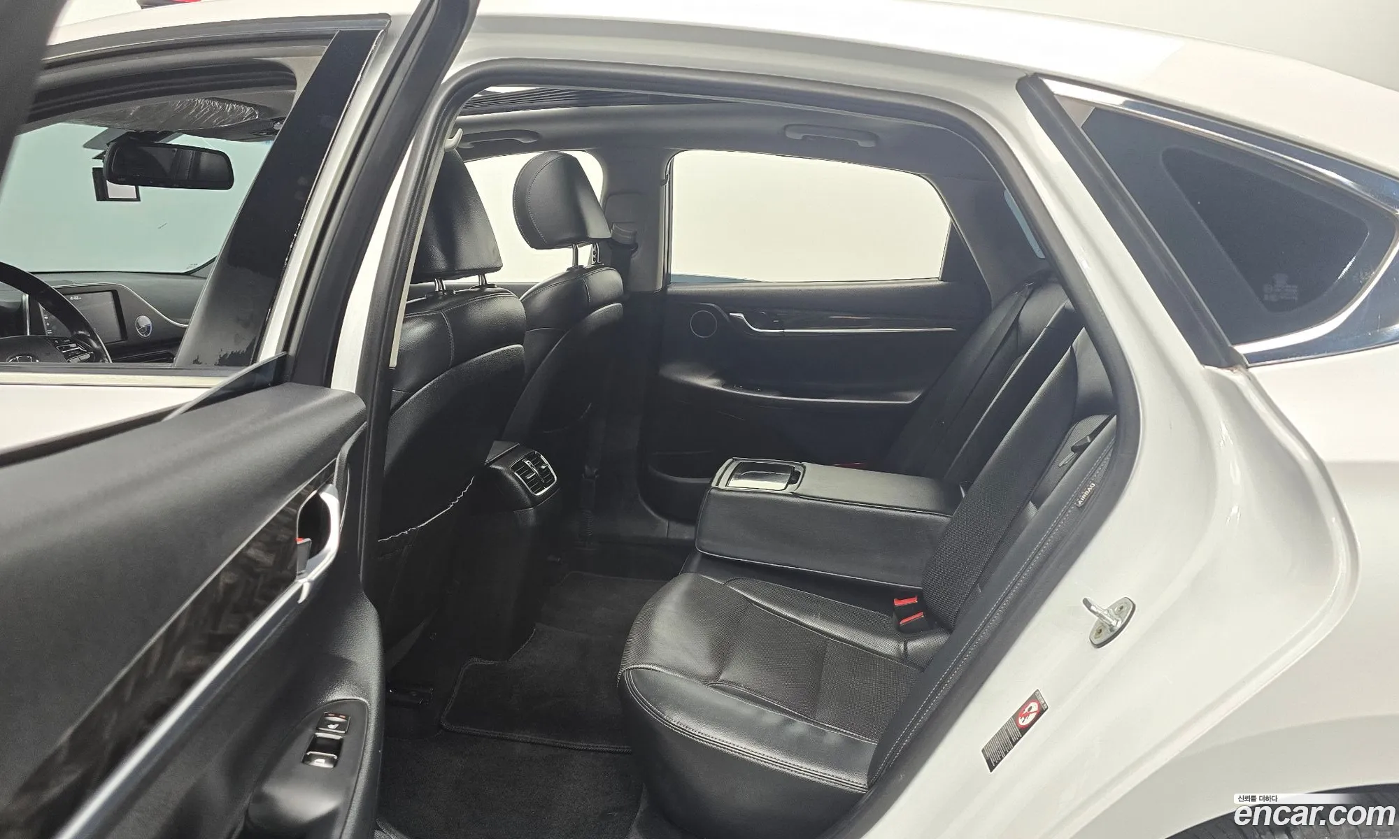 Hyundai Grandeur IG 2017 — 18