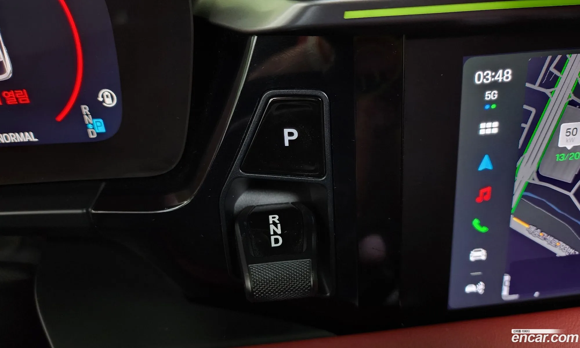 Porsche Macan EV 2025 WP1AA2XA2SL000476 — 19