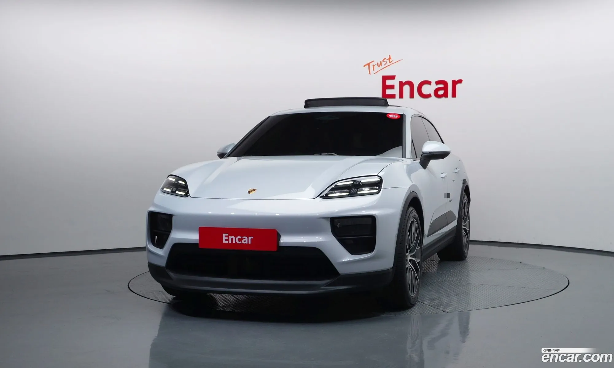 Porsche Macan EV 2025 WP1AA2XA2SL000476 — 13
