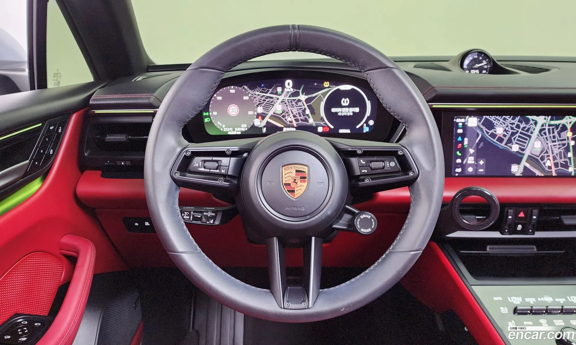 Porsche Macan EV 2025 WP1AA2XA2SL000476 — 14