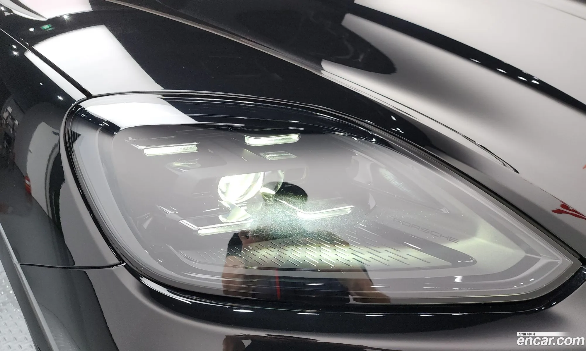 Porsche Cayenne 2025 WP1AA29Y2SDA04177 — 37