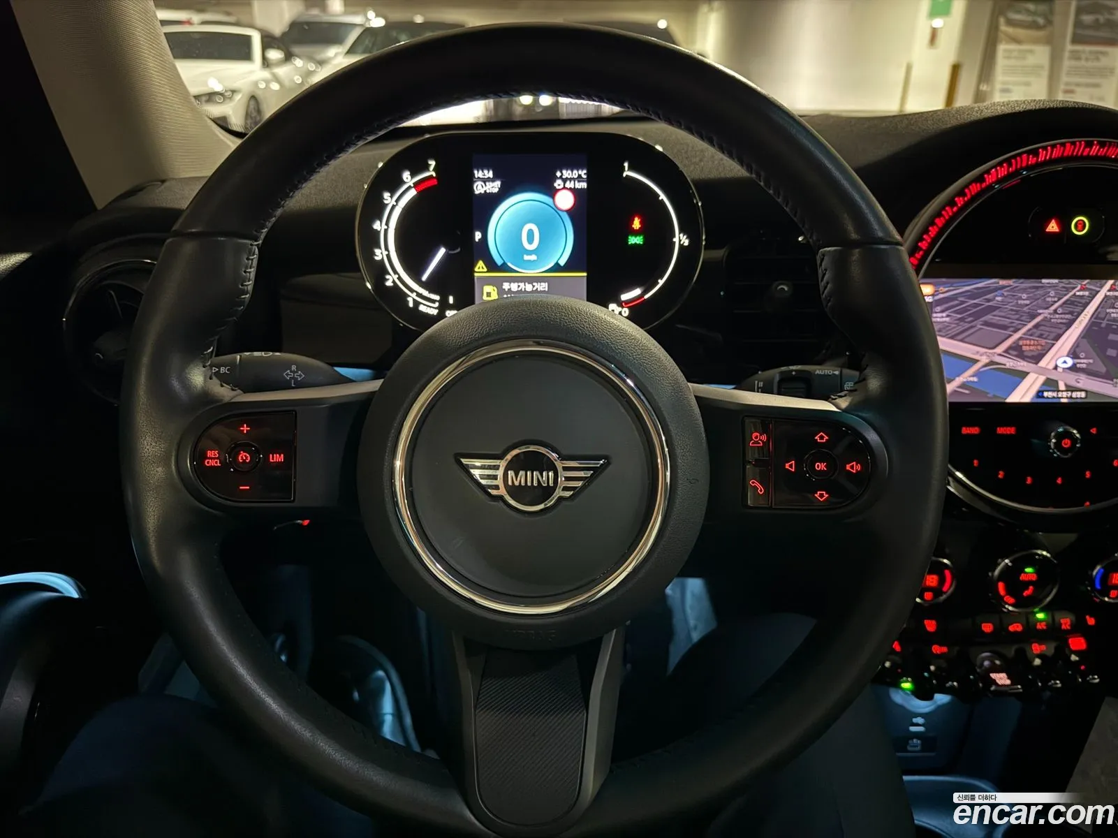 Mini Cooper 2023 — 14