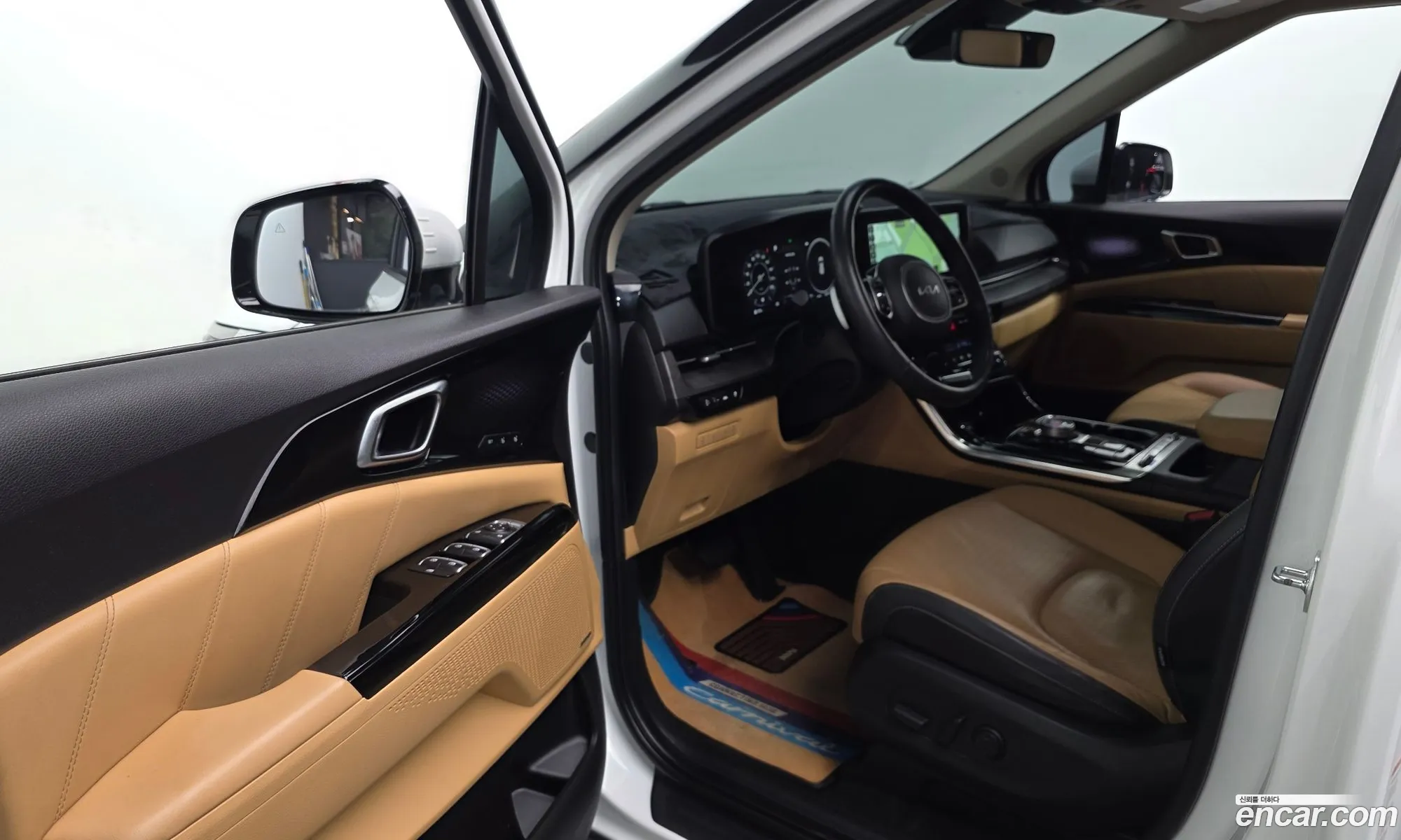 Kia Carnival 2022 — 24